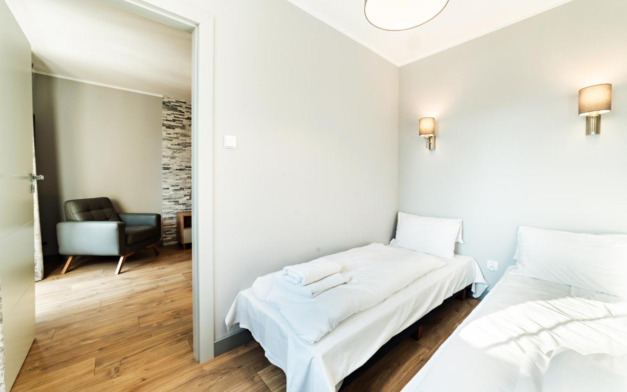 Apartamenty Good Time - Malownicze Osiedle Podgorze ชกลาร์สกา ปอเรมบา ภายนอก รูปภาพ